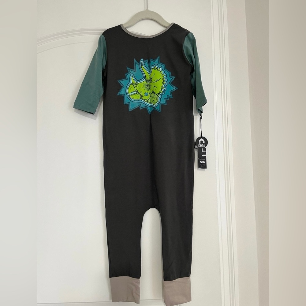 Rags to Raches Dino NWT 5/6